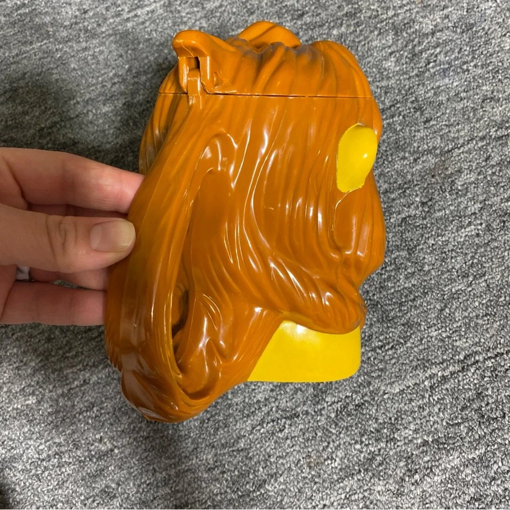 Disney Lion King Disney on Ice Souvenir Flip Top Mug Cup Simba Mufasa Vintage - Picture 11 of 12